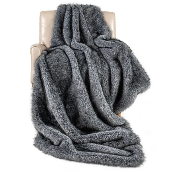 Gray Faux Wolf Fur Throw Blanket Double-Sided Soft Fleece Lined