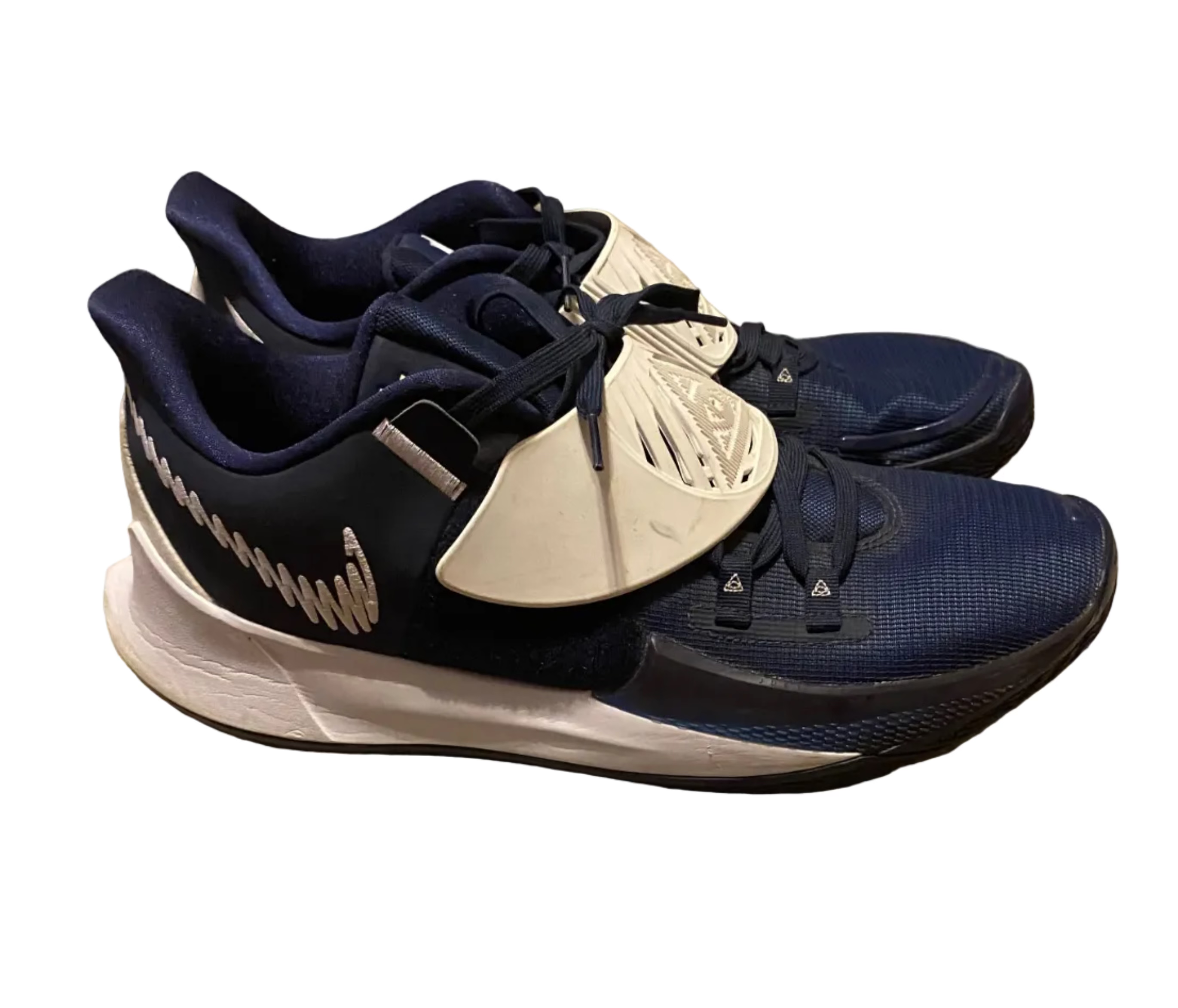Nike Kyrie Low 3 Basketball Shoes — Men's Size 13 (Navy/White)
