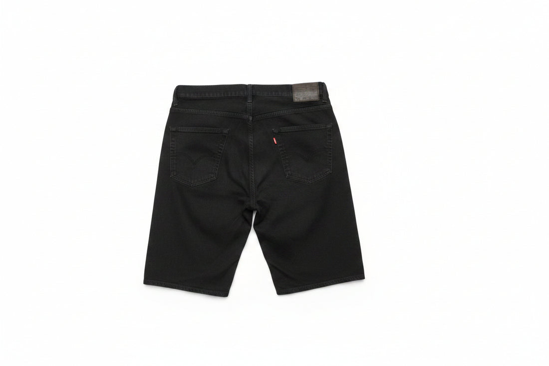 Levi's Men's Black Shorts – (Size W38)