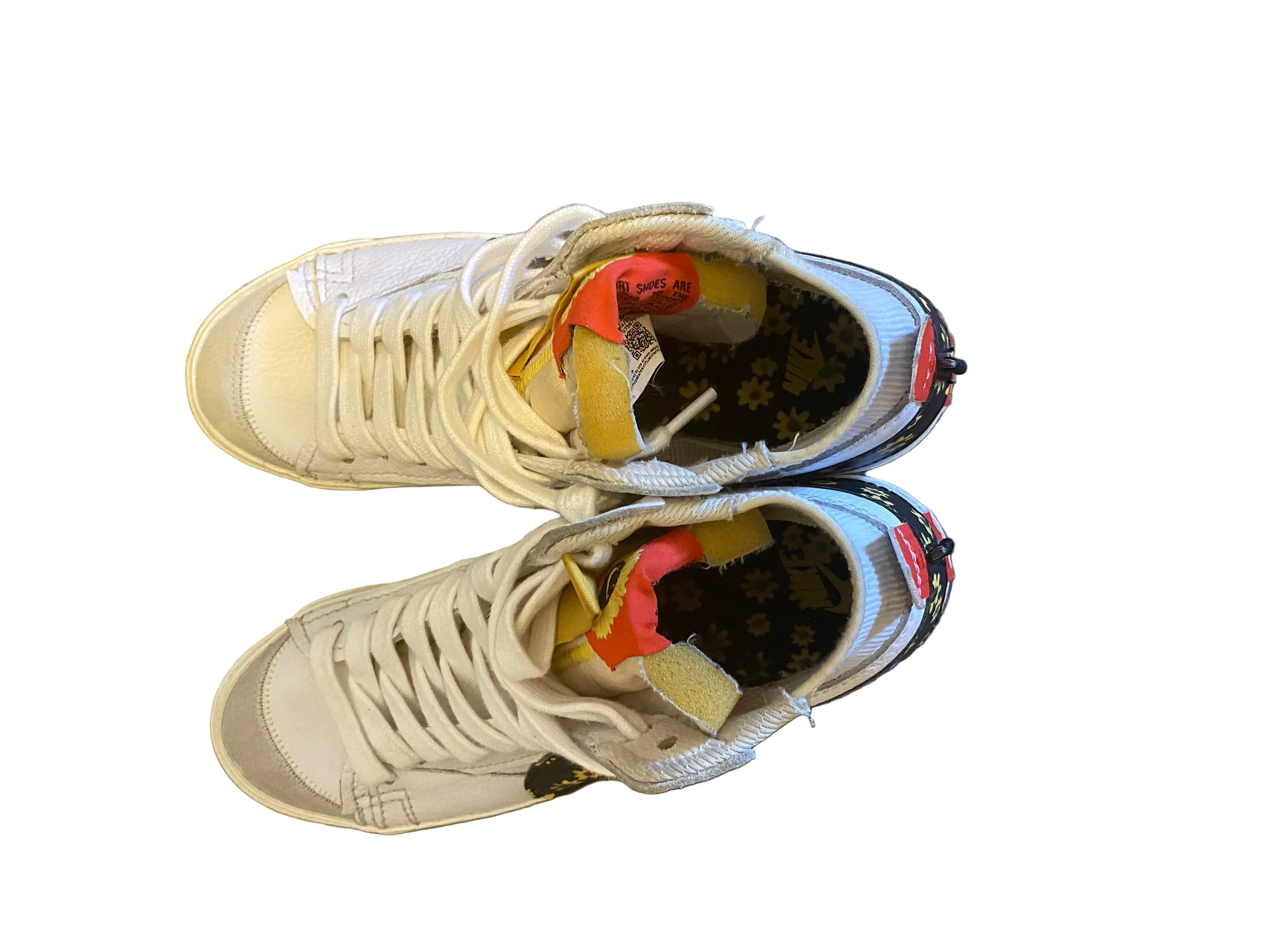 Nike Blazer Mid '77 Floral High Tops – White/Black Daisy