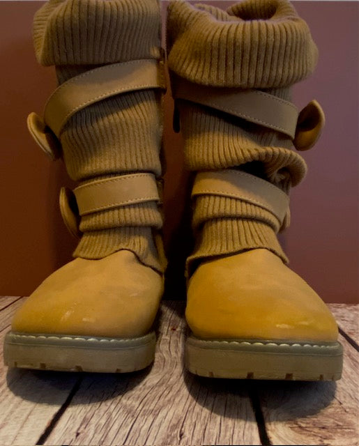 Tan Leather Boots with Ribbed Knit Cuff & Cross-Wrap Strap Detail – Boho Mid-Calf (Some visible scuffs)