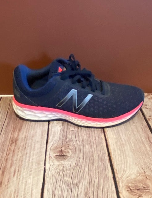 New Balance Fresh Foam Running Shoes – Navy Blue & Hot Pink Women's Sneakers
