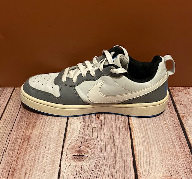 Preloved Nike Court Borough Low Unisex Sneakers